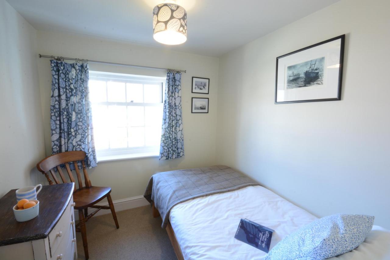 Pebble Beach Cottage, Aldeburgh Buitenkant foto